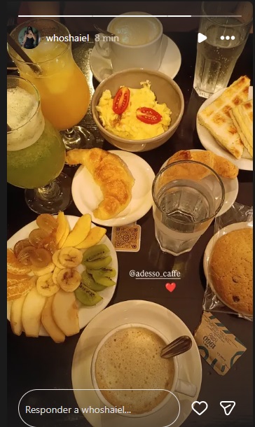 DRUNCH - 2 INFUSIONES CLASICAS + Galleton + MEDIO TRIPLE TOSTADO + MEDIA LUNA DULCE O SALADA + JUGO DE NARANJA MEDIANO + LIMONADA MEDIANA + 2 PORCIONES DE HUEVO REVUELTO + SACRAMENTO
